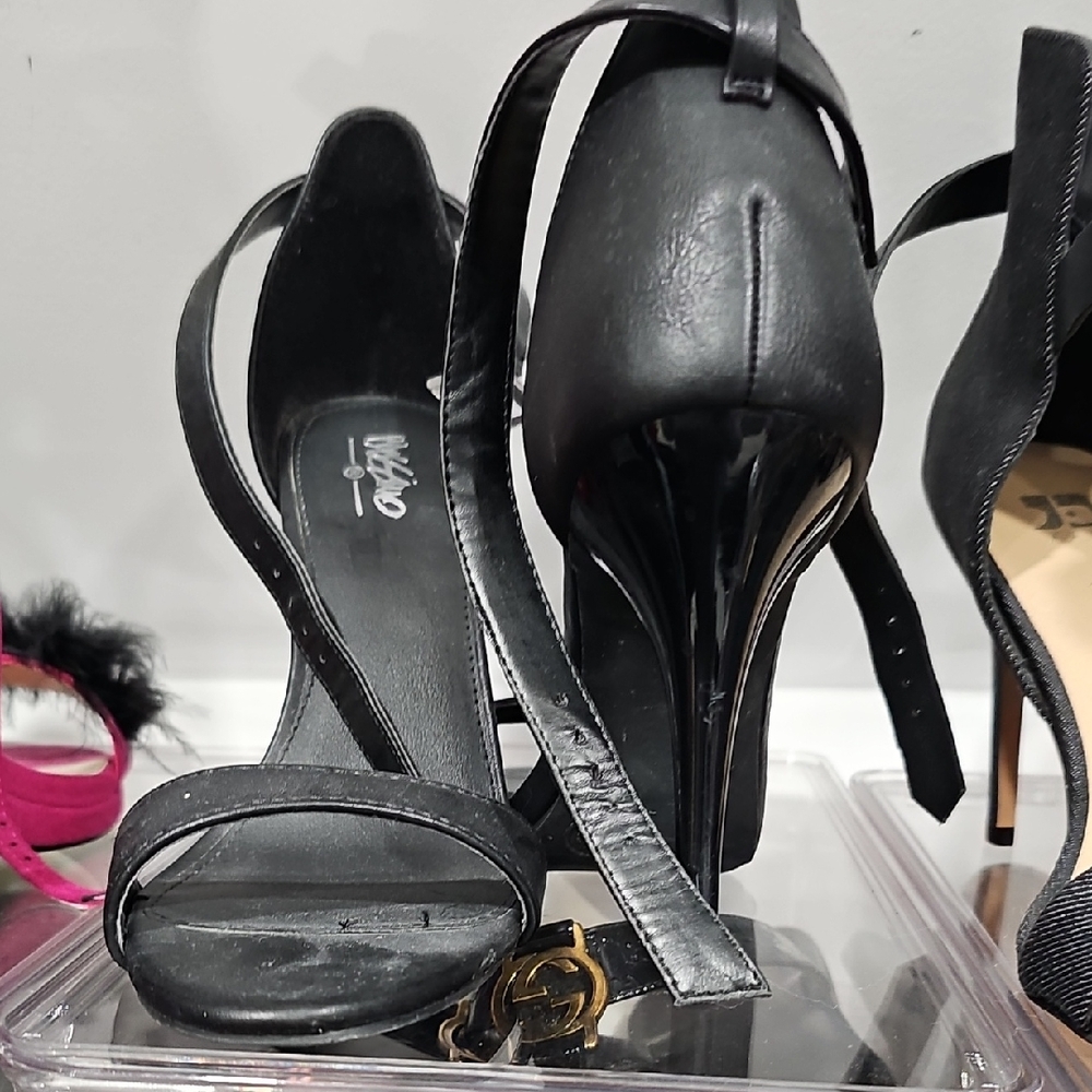 Mossimo Supply Co Black Heels Elegant and Versatile